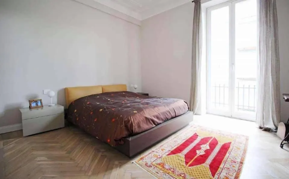 B&B Fiamma Lux Milan Italy